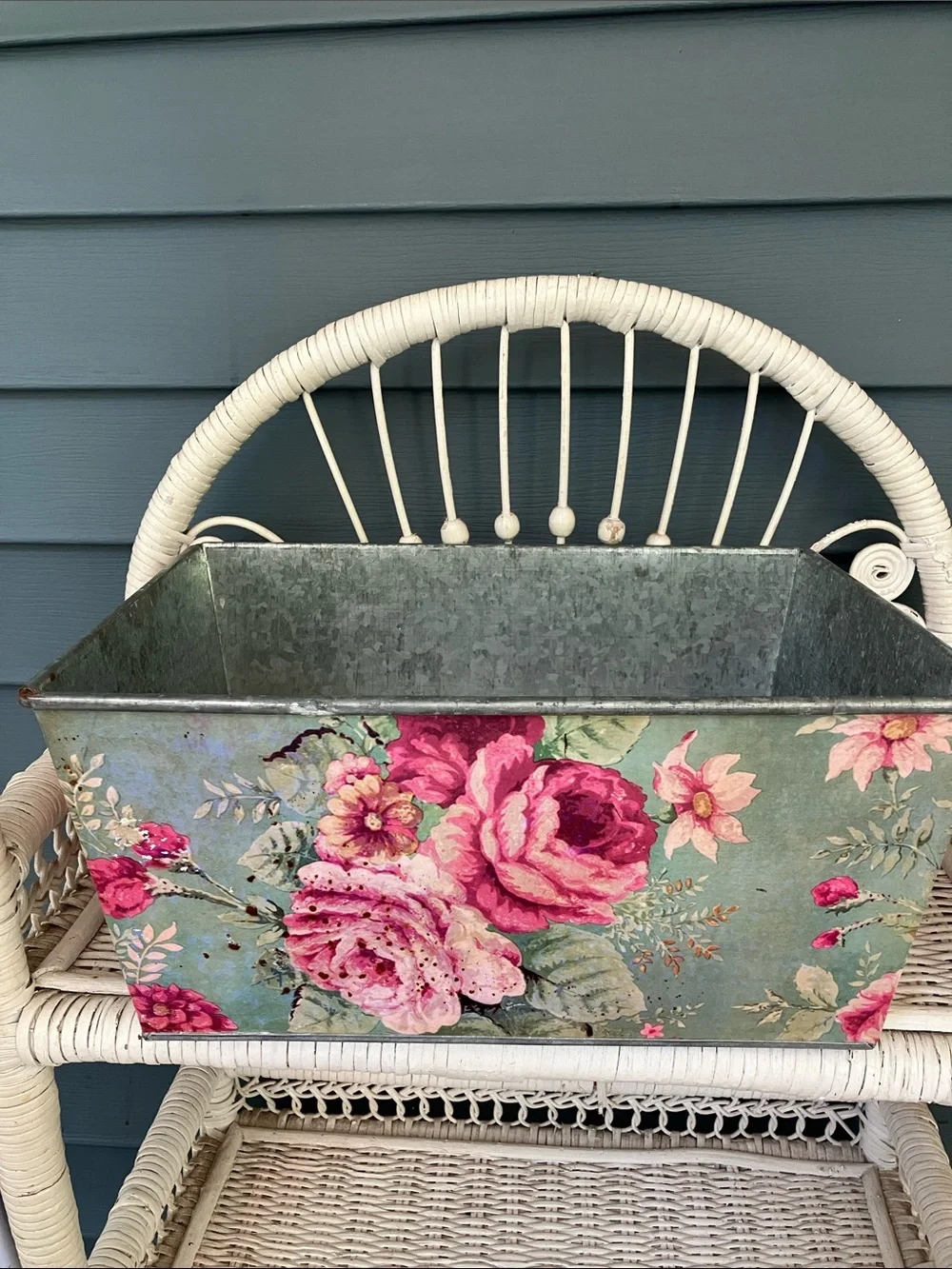 Floral Rose Metal Planter Box in Green and Pink